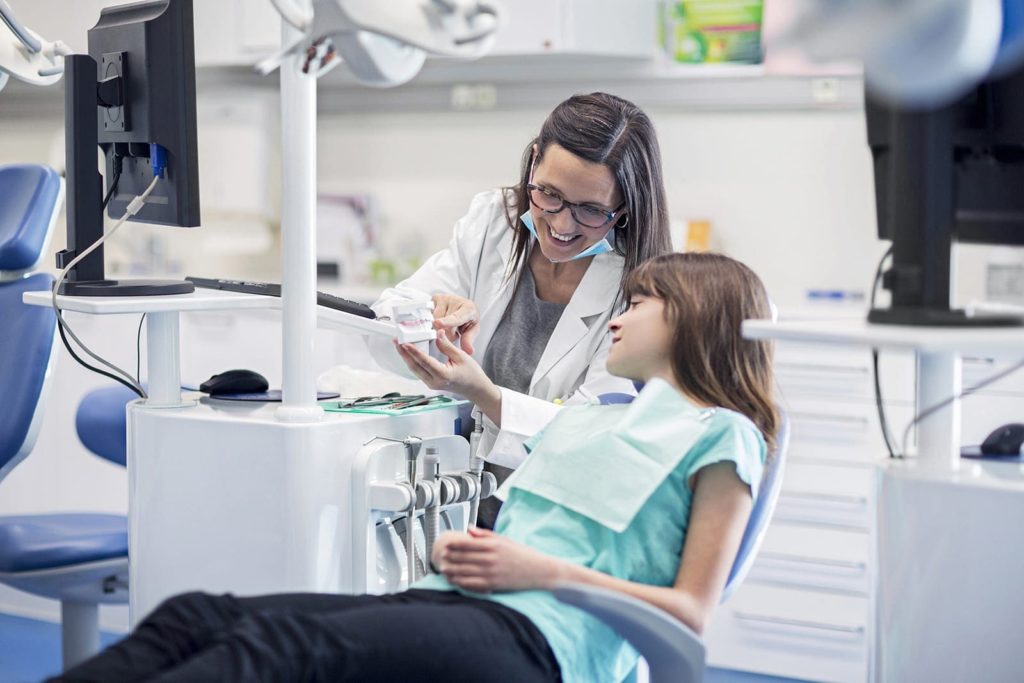 Clínica Medico Dental Dr. Arturo Martos Fosela